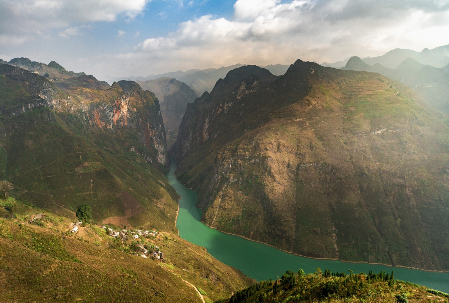 HA GIANG – MAN BA – YEN MINH – DONG VAN – DU GIA – HA GIANG