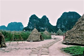 Hoa Lu - Trang An Tour is a day trip.
